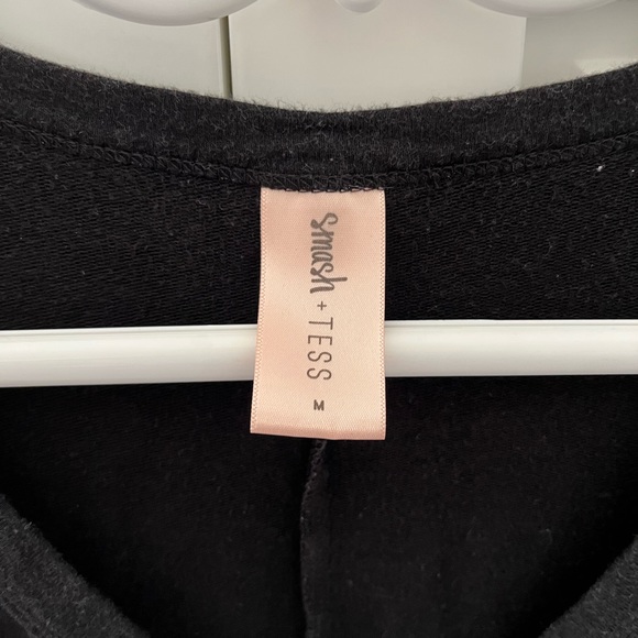 Smash & Tess med - Picture 2 of 2